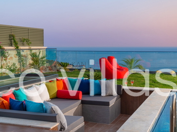 Villa Aura B