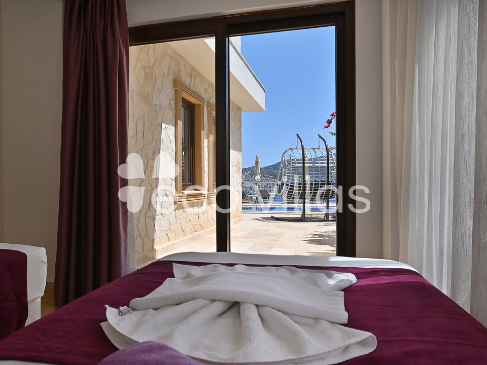 Villa Dionysus 