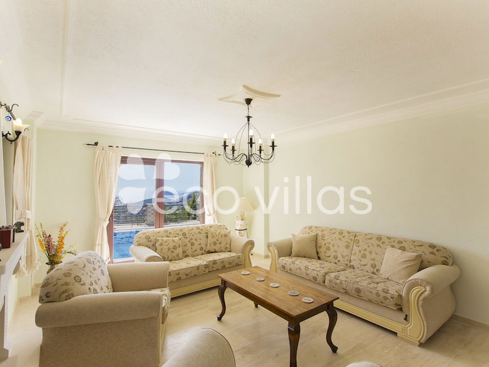 Villa Otantik 