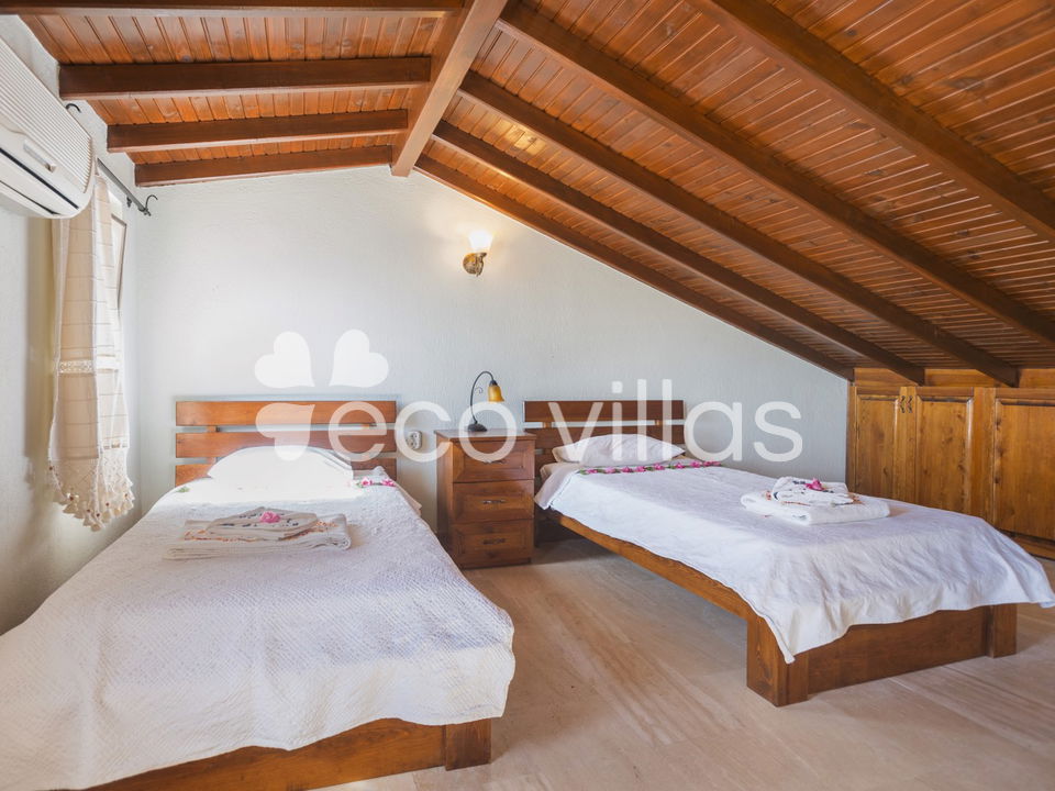 Villa Otantik 