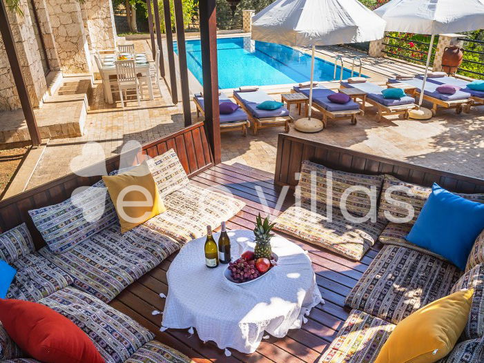 Villa Otantik 