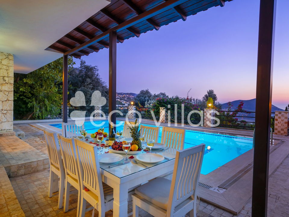 Villa Otantik 
