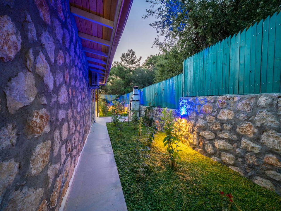 Villa Lantana  