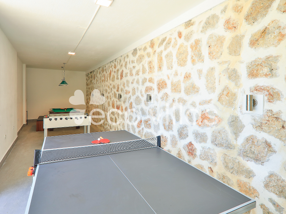 Villa Skylight  