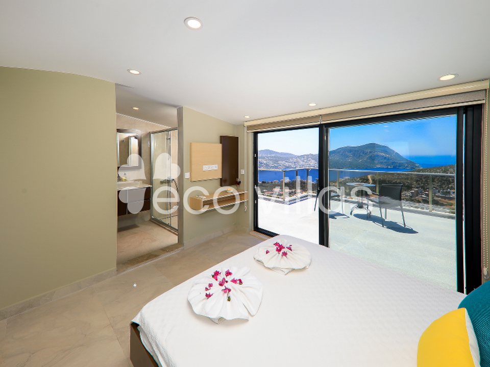Villa Skylight  
