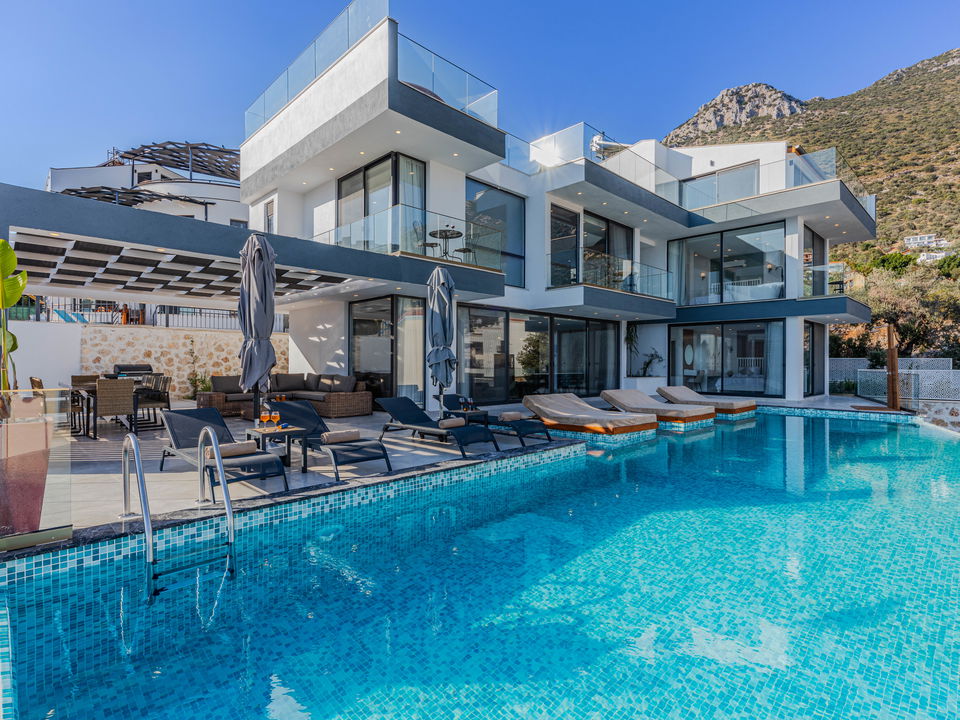 Villa Emporium 
