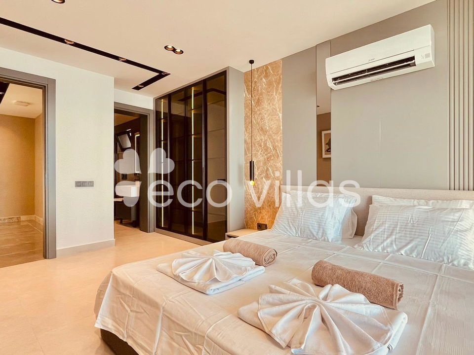 Villa Aura C  