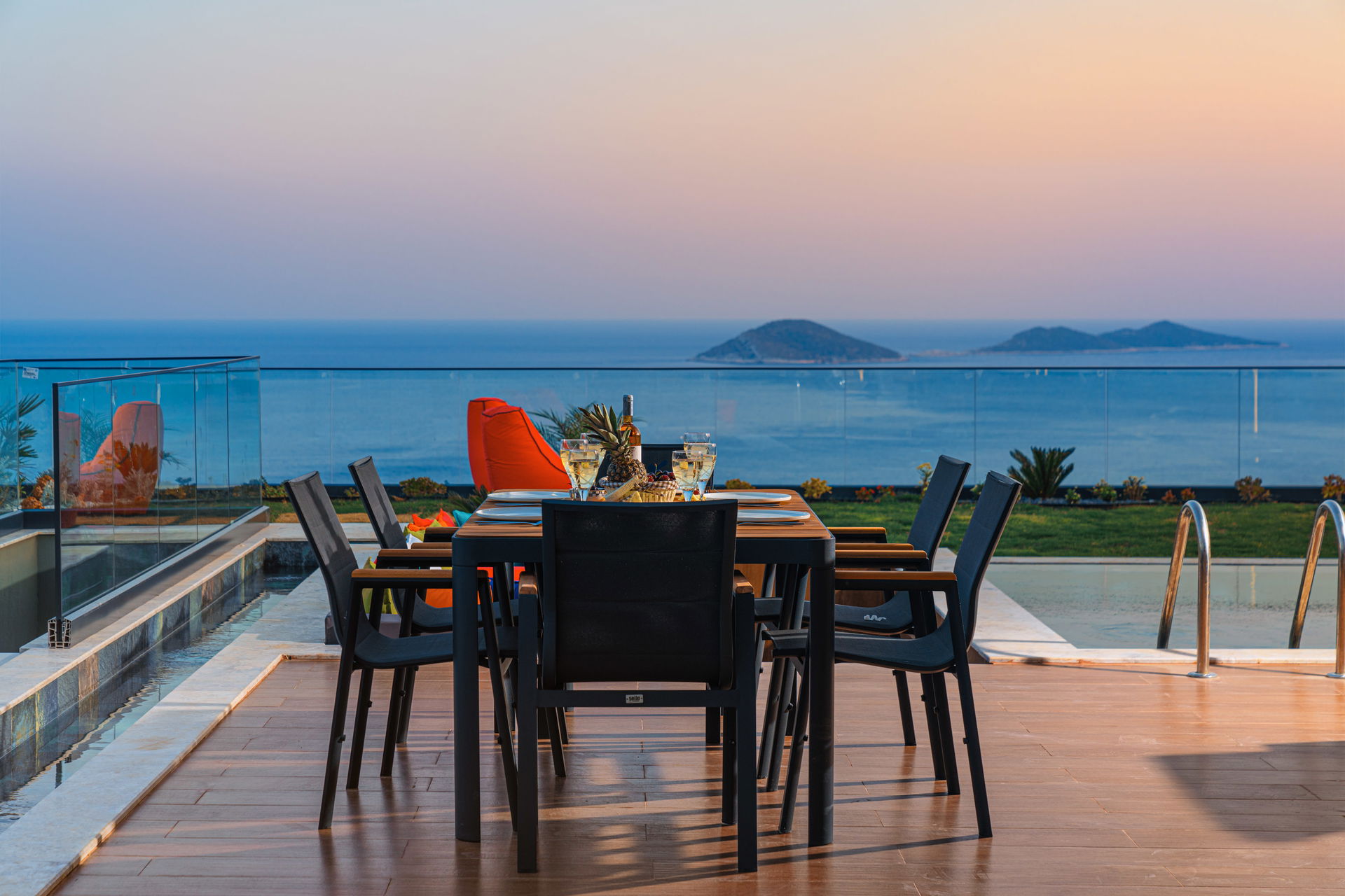 Sea View Villas  - Kalkan Suites
